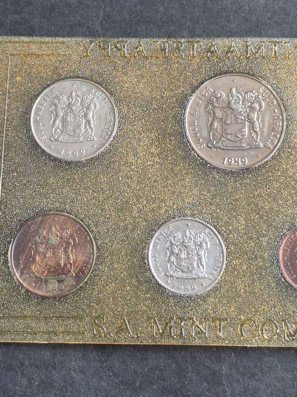 1989 SA Mint Pack (including scarce date 5 Cents)