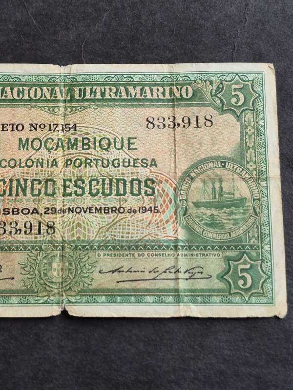 Mozambique Five Escudos 1945 (tears)