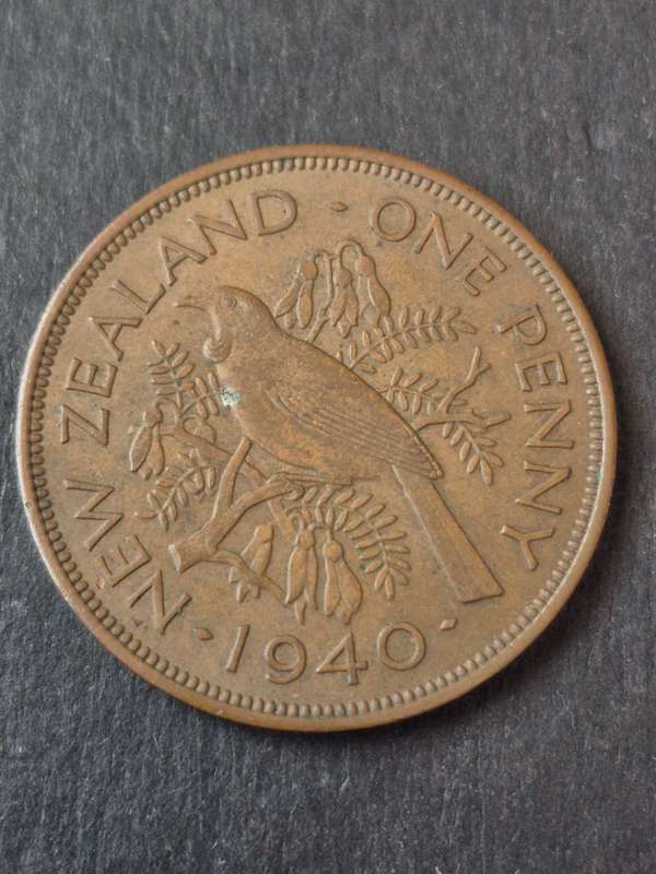 New Zealand One Penny 1940 (nice condition)
