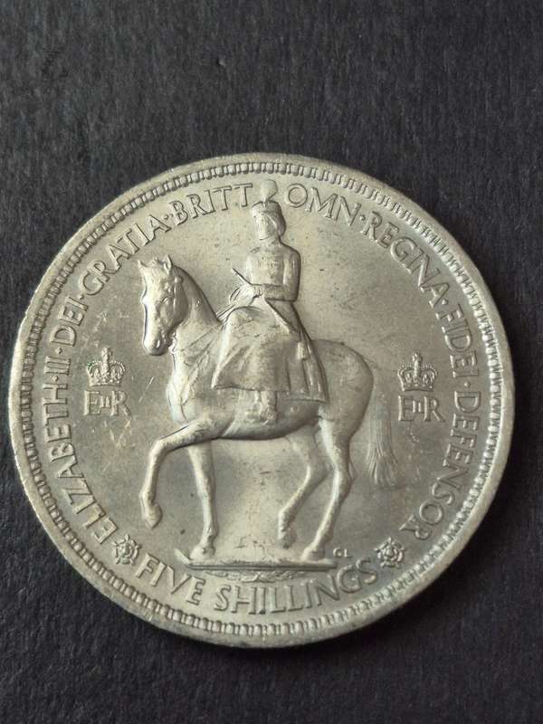 UK 5 Shillings Coronation Crown 1953