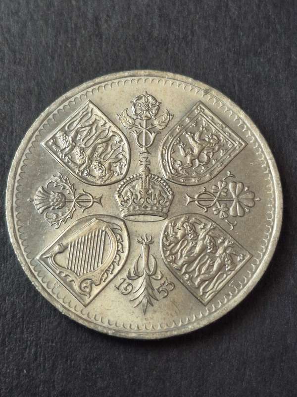 UK 5 Shillings Coronation Crown 1953
