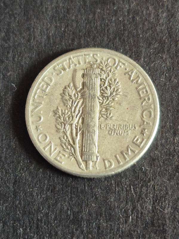 USA Mercury Dime 1945 Silver