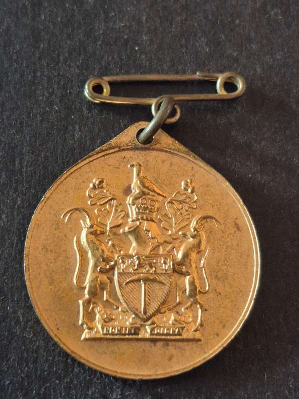 Southern Rhodesia WWII Victory Medal 1939 - 1945 (excellent condition)
