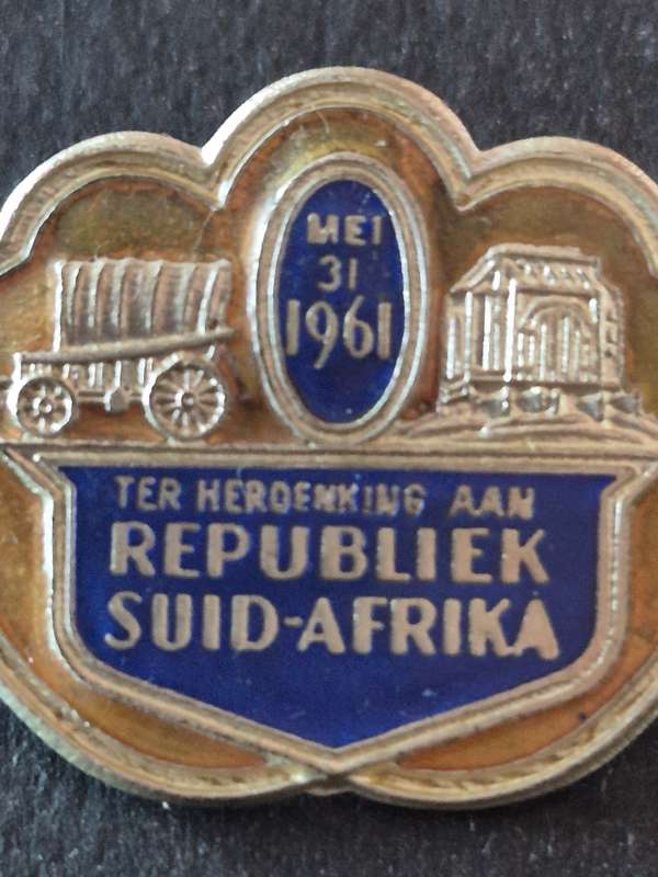 Republic of SA 31 May 1961 Pin Badge (nice condition)