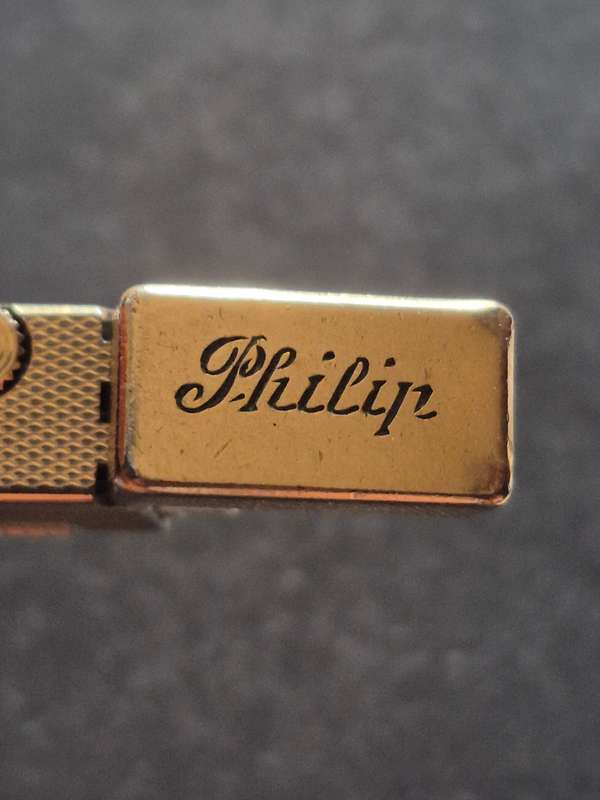 Vintage Dunhill Lighter (nice condition) engraved- needs flint /gas