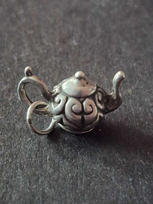 Vintage Sterling Silver Teapot Charm 5.1g