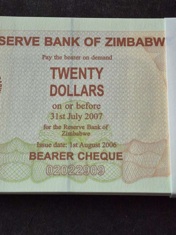 Reserve Bank of Zimbabwe 20 Dollar Bearer Cheque 100 consecutive numbers 31 July 2007