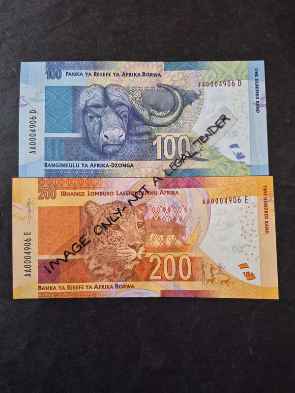 L. Kganyago 1st issue Low Numbered Set R10, R20, R50, R100, R200 (same numbers) excellent condition
