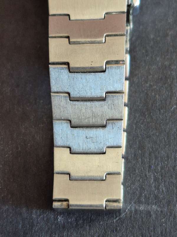 Vintage Ladies Timex Mechanical Wrist Watch- made in Great Britain (not working)