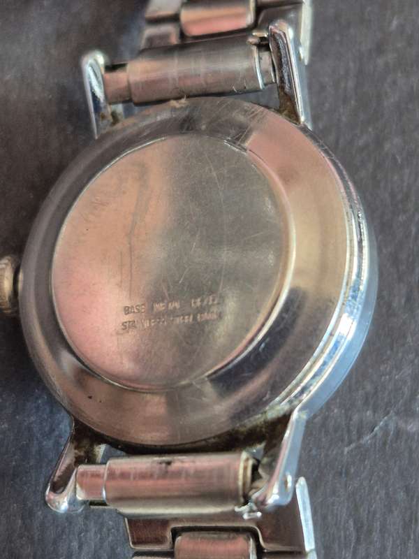 Vintage Ladies Timex Mechanical Wrist Watch- made in Great Britain (not working)