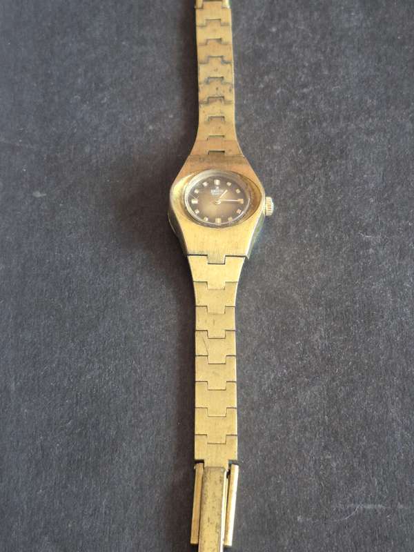 Vintage Ladies Delfin Edox Swissmade Mechanical Wrist Watch (nice condition) - not working