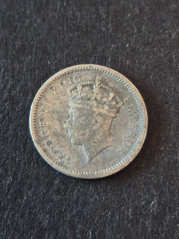 Southern Rhodesia Threepence 1937  .925 Silver