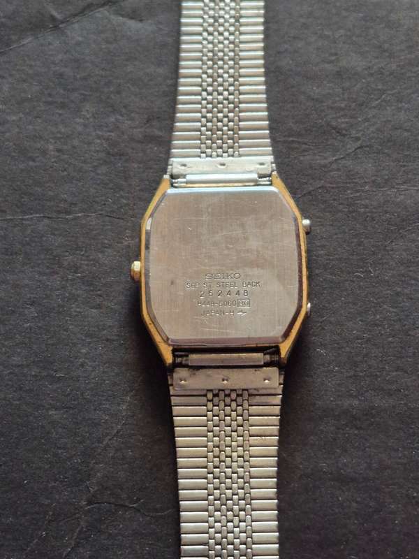 Vintage Seiko Quartz Watch (untested) not working