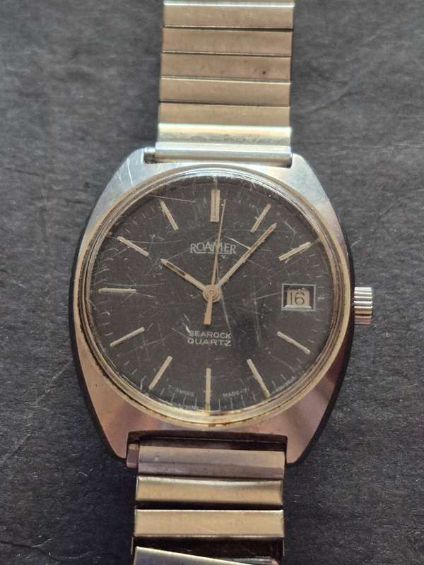 Vintage Roamer Searock Quartz Men's Wrist Watch (untested) not working