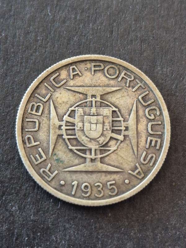 Republica Portuguesa Mozambique 5 Escudos 1935 Silver