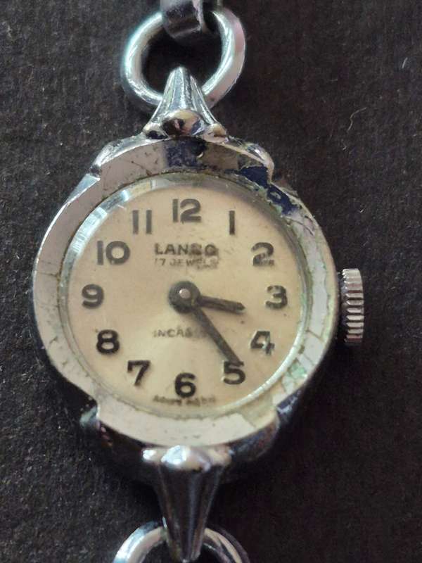 Vintage Ladies Lanco 17 Jewels Incablock Wrist Watch (not working)