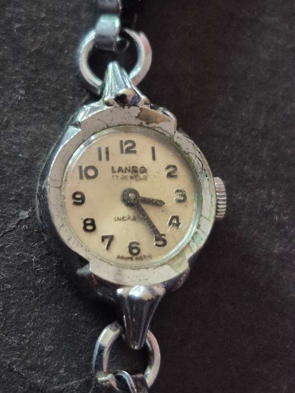 Vintage Ladies Lanco 17 Jewels Incablock Wrist Watch (not working)