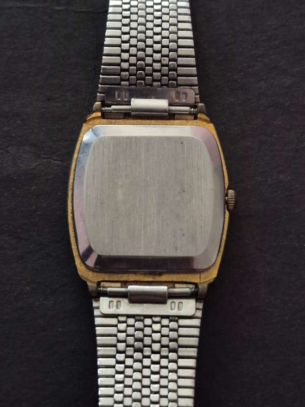 Vintage Golden Pearl Men's Quartz Watch- untested - sold as is (not working)