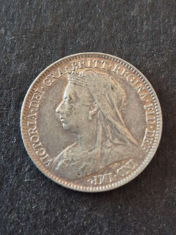 Queen Victoria Sixpence 1895 Silver