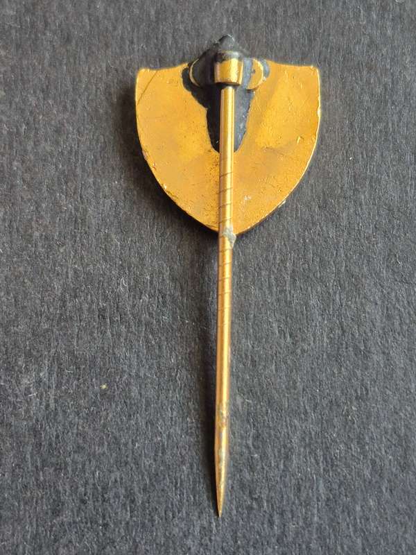 Lester City Football Club Vinage Enamel Stick Pin