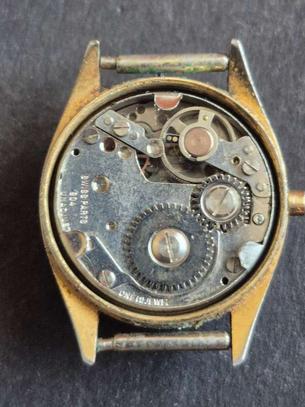 Vintage Ladies Rottery 17 Jewels Antimagnetic Wrist Watch (missing winder) not working