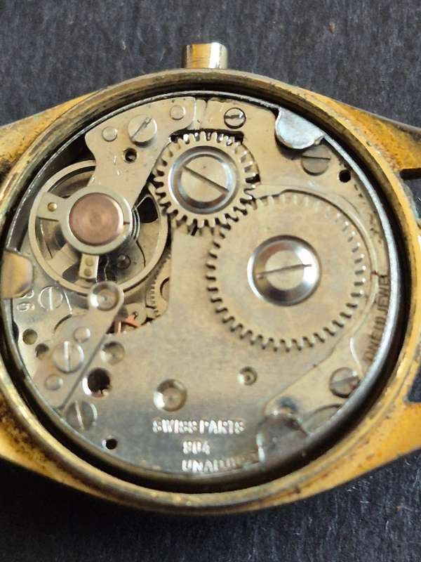 Vintage Ladies Rottery 17 Jewels Antimagnetic Wrist Watch (missing winder) not working