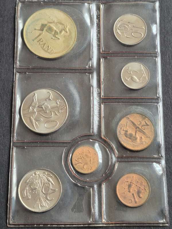 SA Mint Pack 1976 (including Silver One Rand)