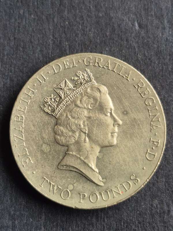 UK 2 Pounds Euro 1996 Soccer Coin