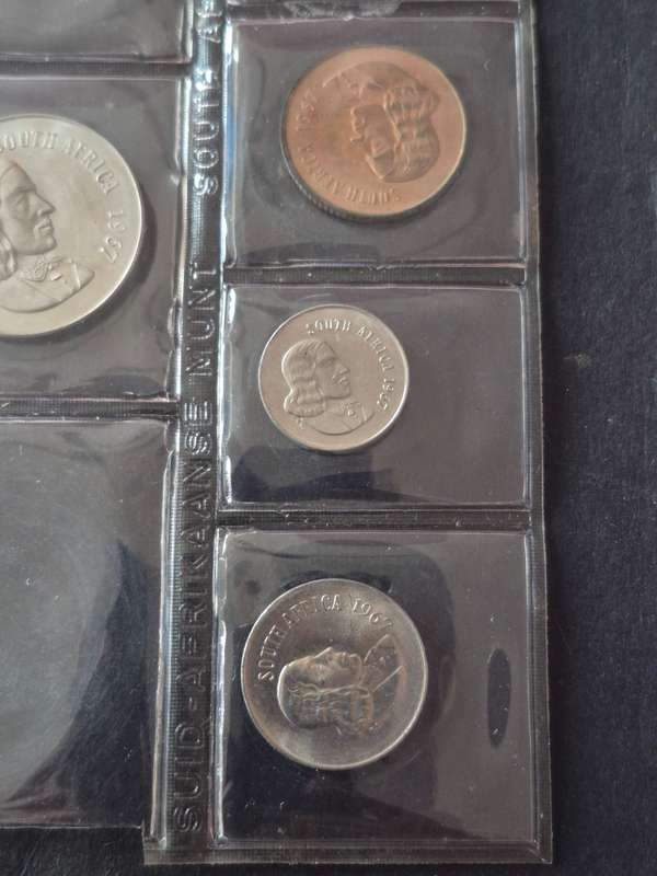 SA Mint Pack 1967 English (missing Silver R1)