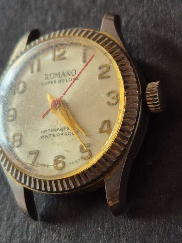 Vintage Romano Super Deluxe Antimagnetic Waterproof Men's Wrist Watch (not working)