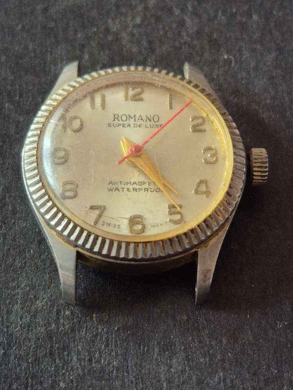 Vintage Romano Super Deluxe Antimagnetic Waterproof Men's Wrist Watch (not working)