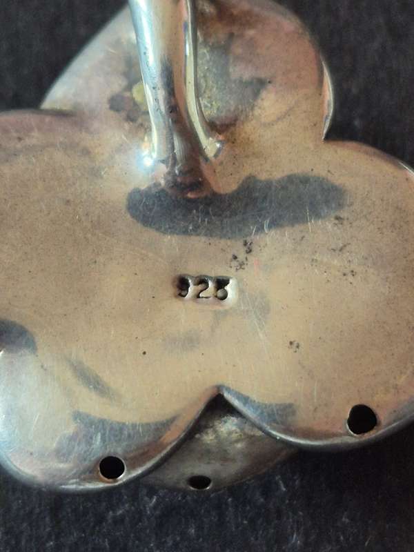 Sterling Silver Rose shaped Pendant 6.3g  .925