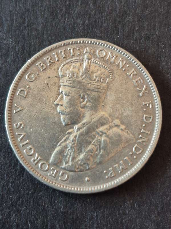 Australia One Florin 1926 Silver (scarce date)