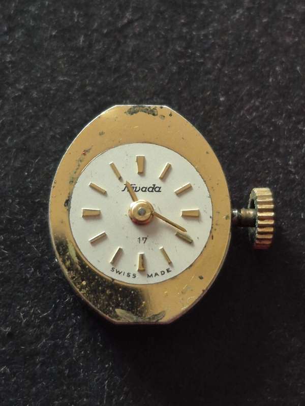 Nivada 17 Jewels Ladies Wrist Watch Movement (not working)