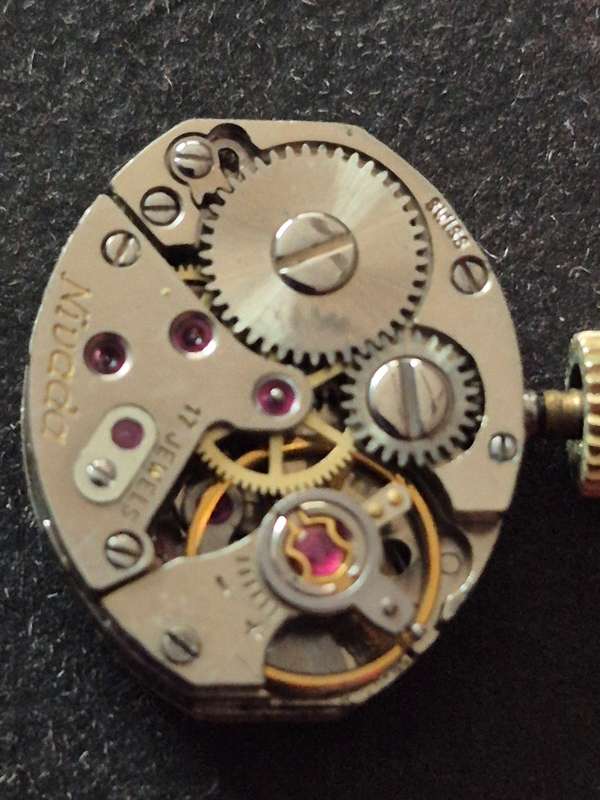 Nivada 17 Jewels Ladies Wrist Watch Movement (not working)