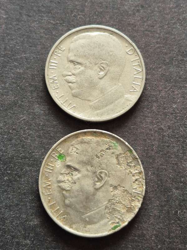 2 x Italy 50 Centimes 1920/1925