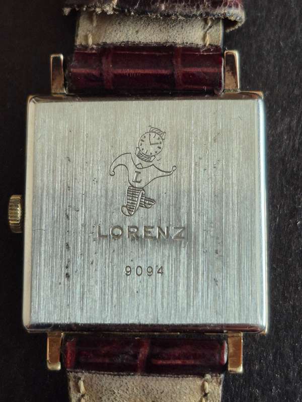 Vintage Lorenz 17 Rubis Swiss made Mechanical Men's Wrist Watch-runs (needs to be serviced)