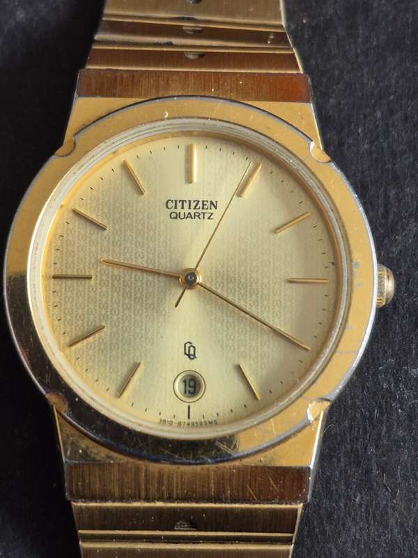 Vintage Citizen Men's Quartz Gold Plated Wrist Watch (not working)