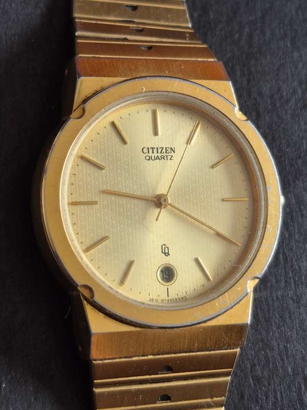 Vintage Citizen Men's Quartz Gold Plated Wrist Watch (not working)