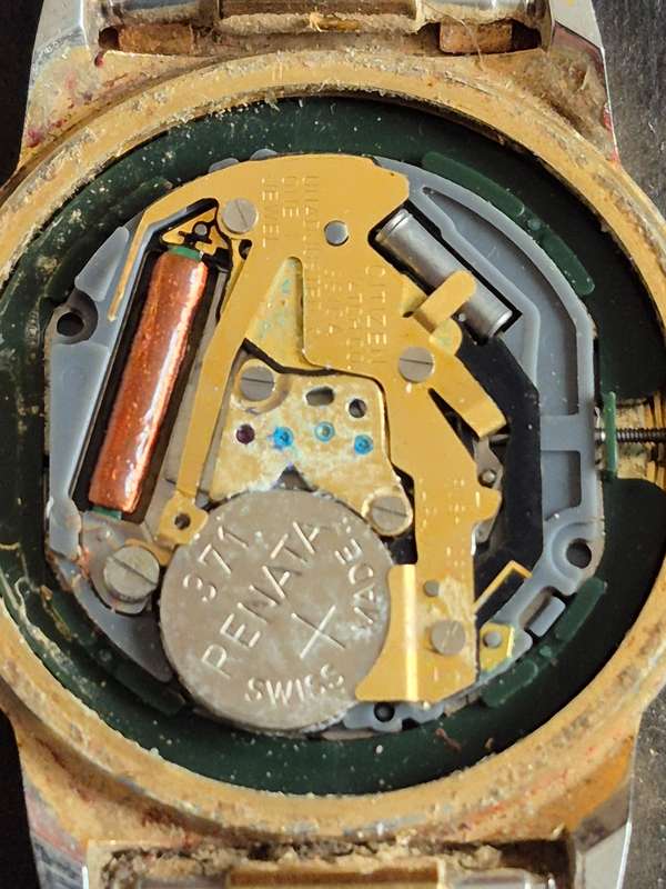 Vintage Citizen Men's Quartz Gold Plated Wrist Watch (not working)