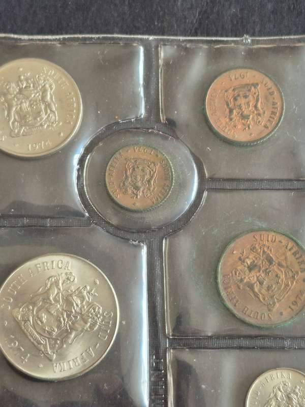 SA Mint Pack 1974 (including Silver One Rand)