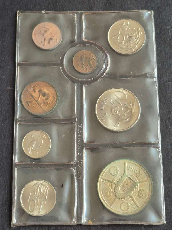 SA Mint Pack 1974 (including Silver One Rand)