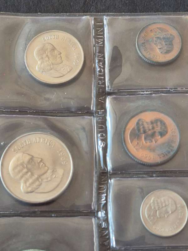 SA Mint Pack 1969 English (scarce date)