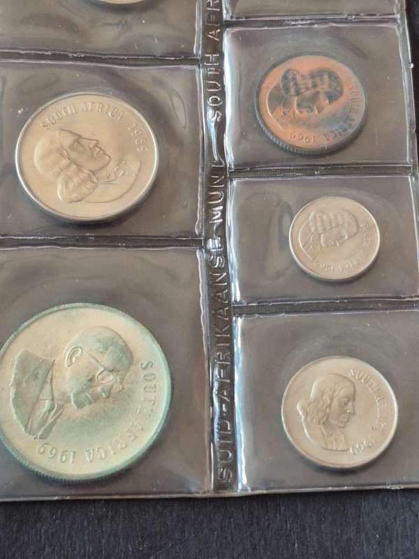 SA Mint Pack 1969 English (scarce date)