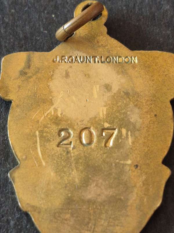 SA Enamel Turf Club Badge 1948-1949 no. 207 (J.R. Gaunt London)