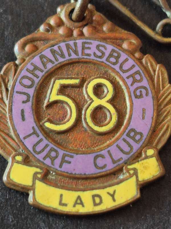 Johannesburg Enamel Turf Club Badge 1958 no. 109
