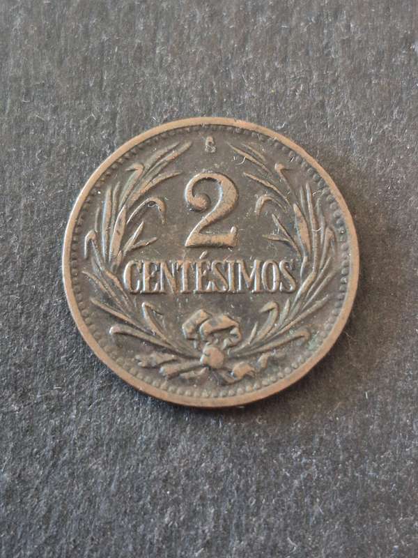 Uruguay 2 Centisimos 1943 (nice condition)