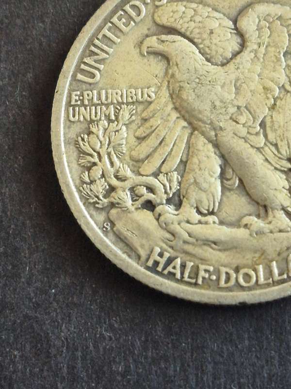 USA Liberty Walking 1/2 Dollar 1942S