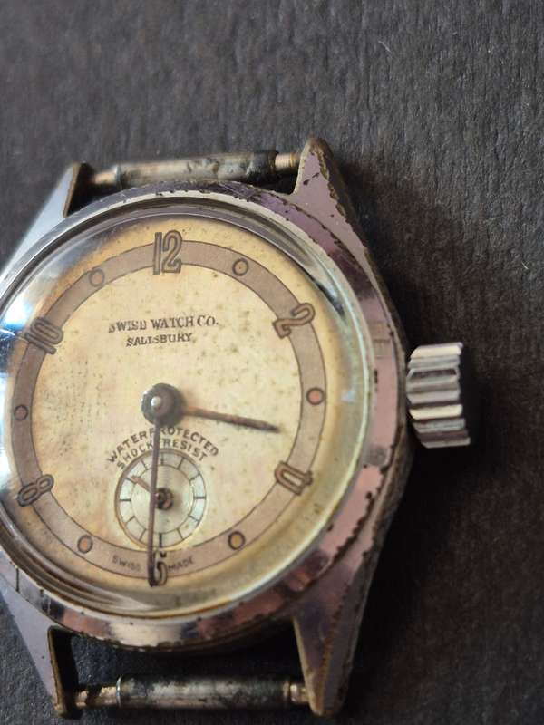Vintage Swiss Watch Co. Salisbury 15 Jewels Ladies Wrist Watch (not working)