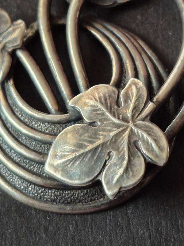 Vintage Sterling Silver 'Mari-Lou' Brooch 15.9g (pin broken)